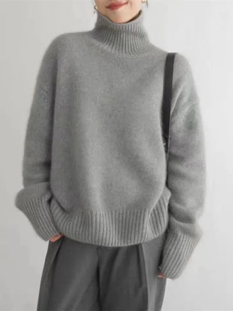 Laura - Elegance in Cashmere