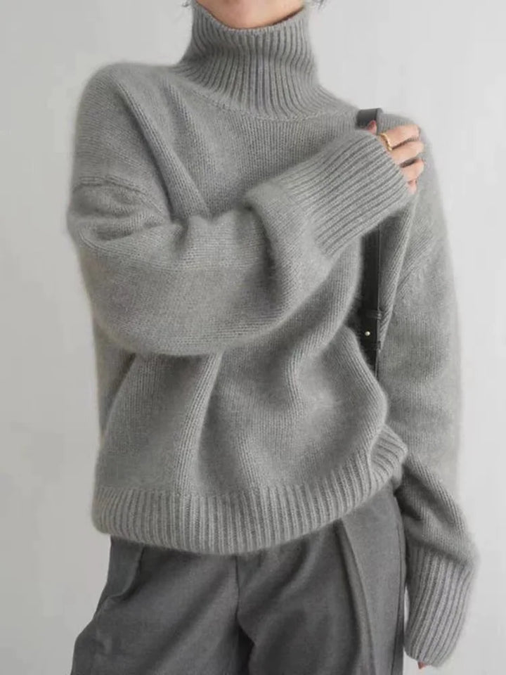 Laura - Elegance in Cashmere