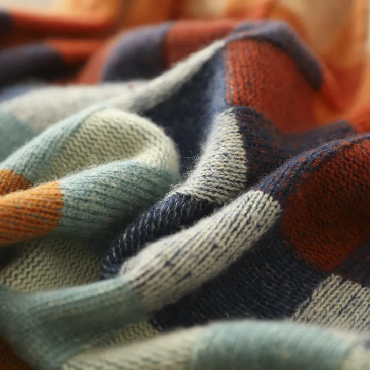 Julie - Soft Cashmere Turtleneck Sweater